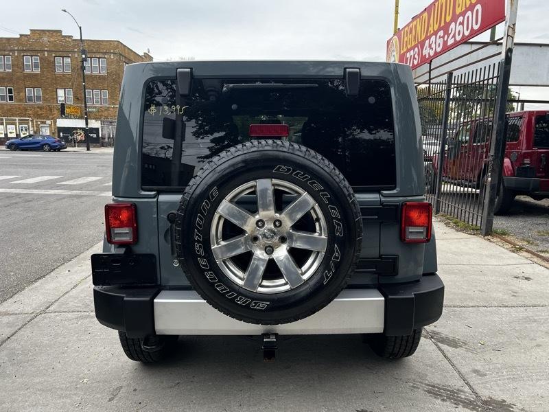 Jeep Wrangler Unlimited Sahara 4WD 2014