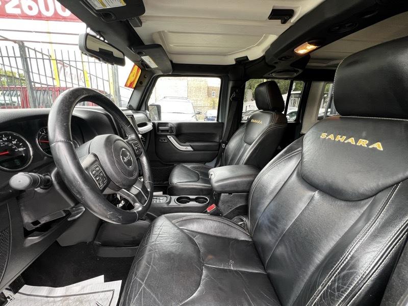 Jeep Wrangler Unlimited Sahara 4WD 2014