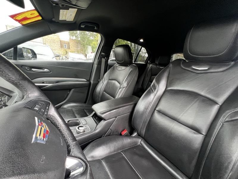 Cadillac XT4 Premium Luxury AWD 2019