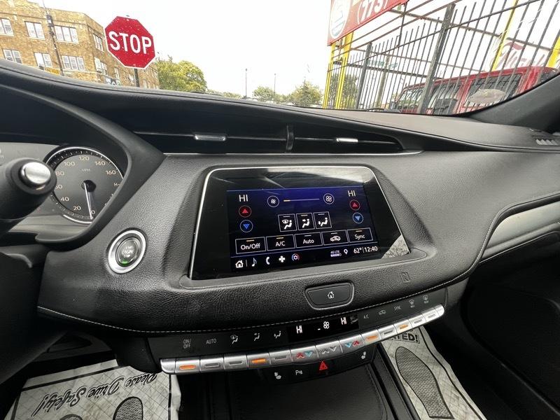 Cadillac XT4 Premium Luxury AWD 2019