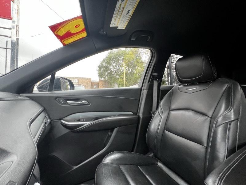 Cadillac XT4 Premium Luxury AWD 2019
