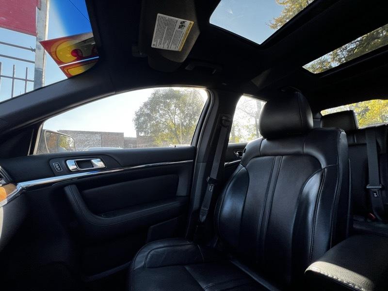 Lincoln MKS AWD 2013