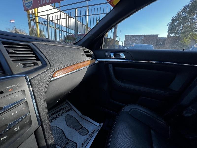 Lincoln MKS AWD 2013