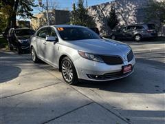 2013 Lincoln MKS 