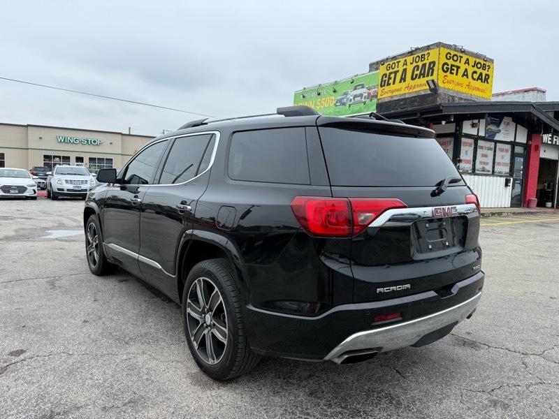 GMC Acadia Denali AWD 2017
