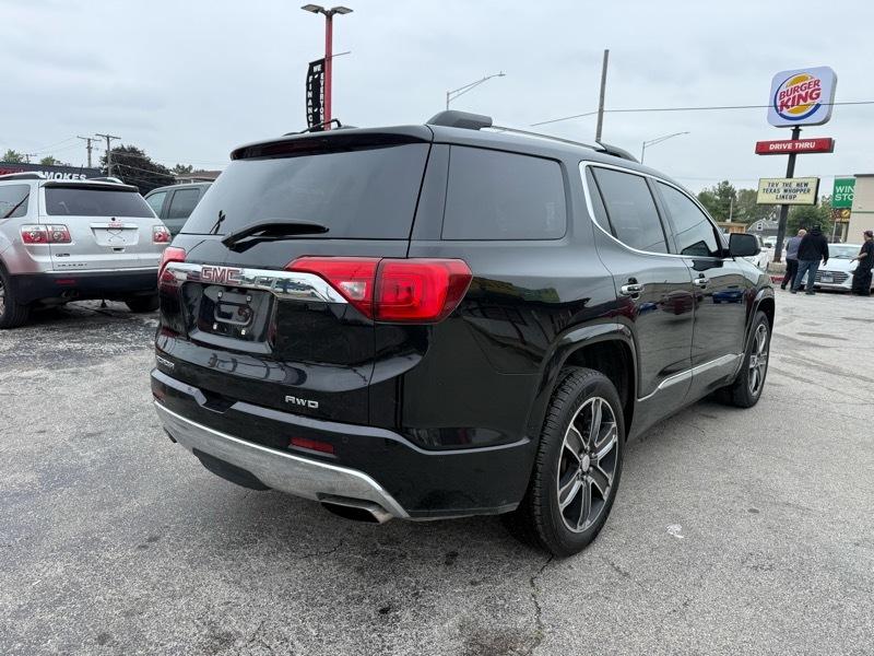 GMC Acadia Denali AWD 2017