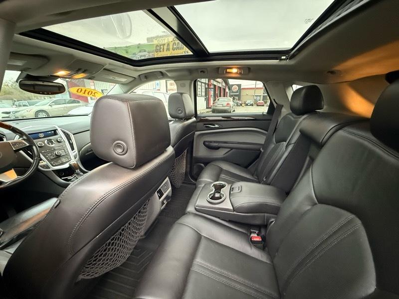Cadillac SRX Luxury Collection AWD 2010