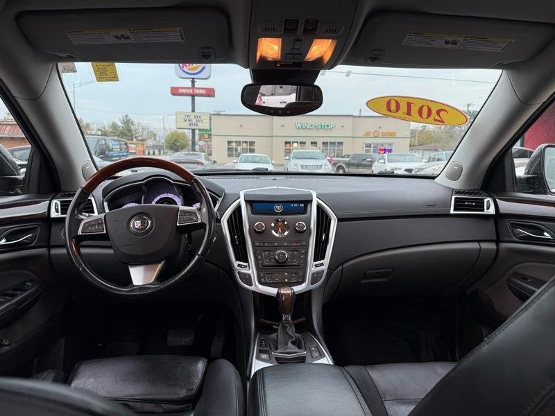 Cadillac SRX Luxury Collection AWD 2010