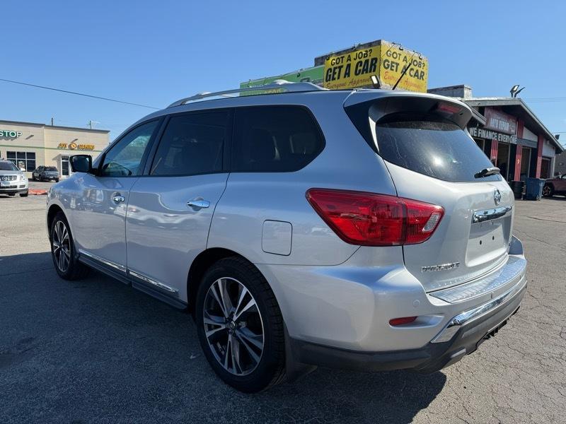 Nissan Pathfinder Platinum 2WD 2017
