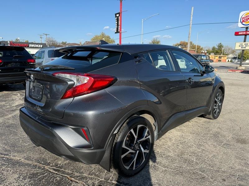 Toyota C-HR XLE 2018