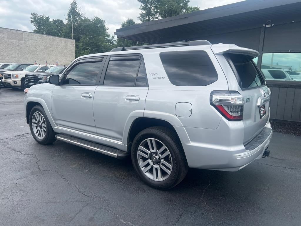 Toyota 4Runner TRD Sport 2WD (Natl) 2022
