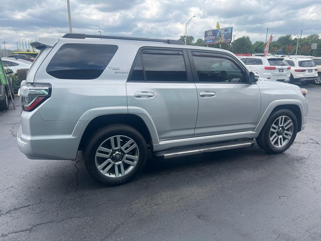Toyota 4Runner TRD Sport 2WD (Natl) 2022