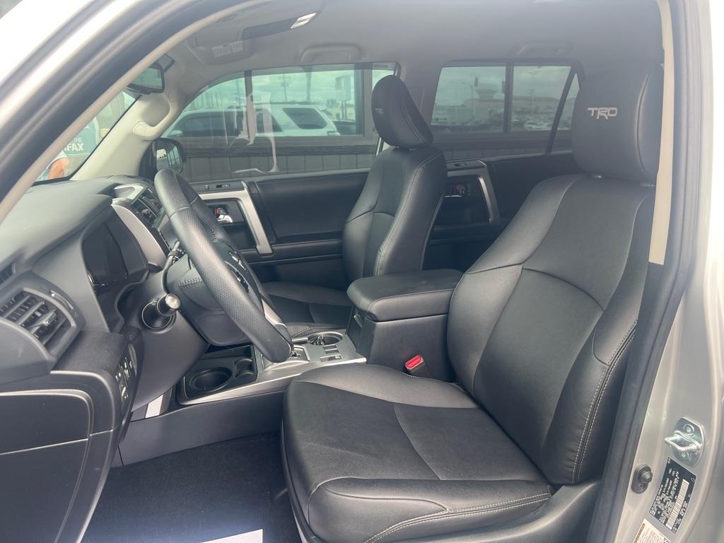 Toyota 4Runner TRD Sport 2WD (Natl) 2022