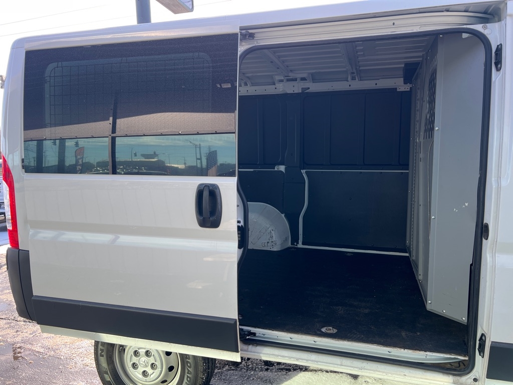 RAM ProMaster Cargo Van 1500 Low Roof 118" WB 2018