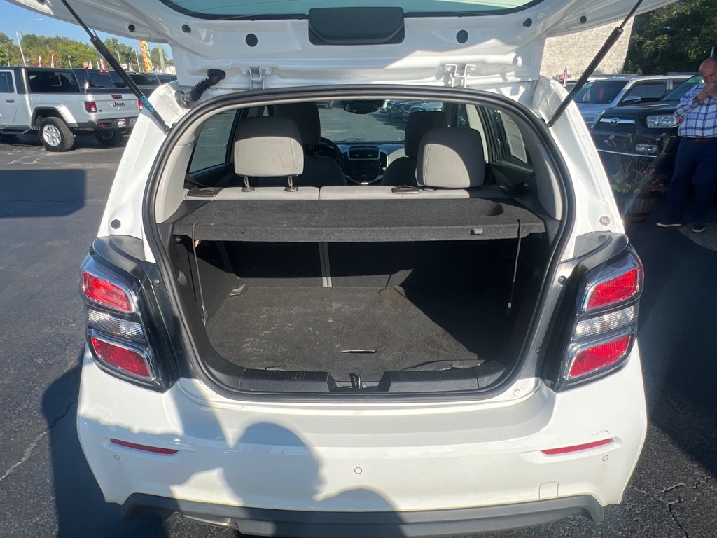 2020 Chevrolet Sonic LT photo 13