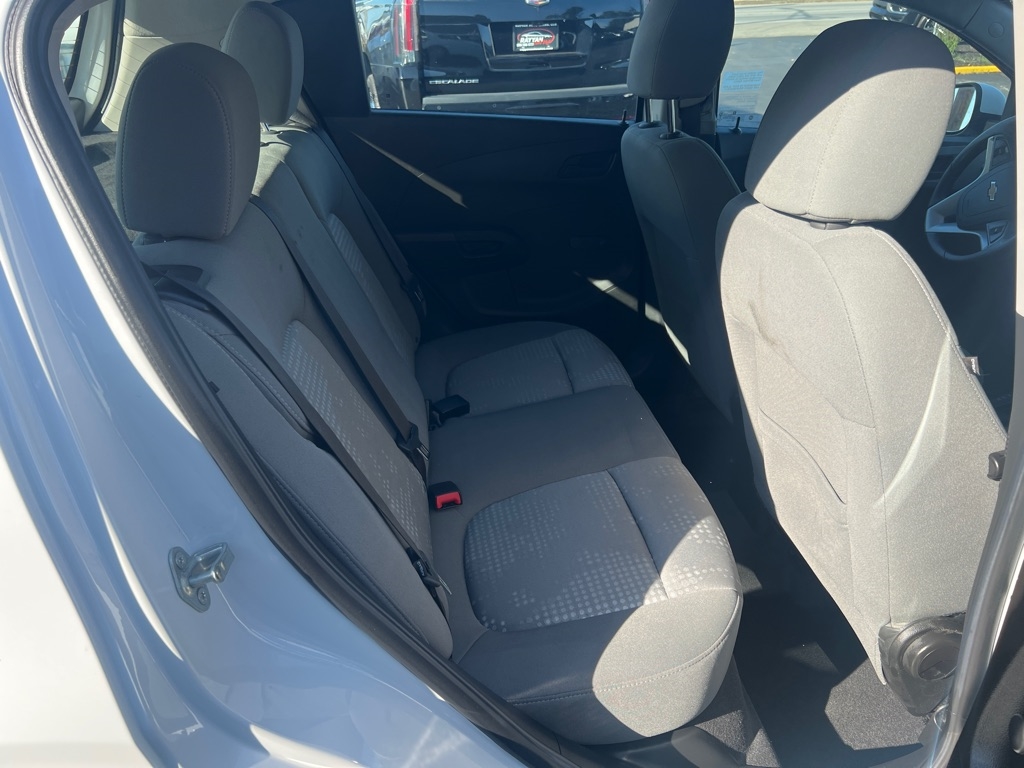 2020 Chevrolet Sonic LT photo 14