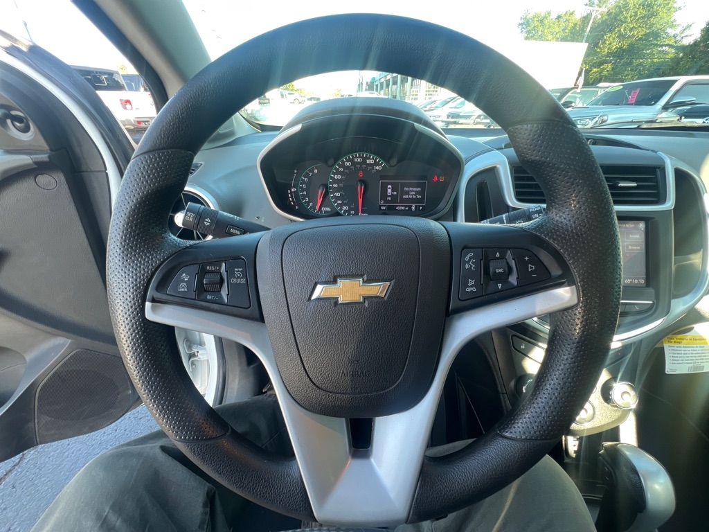 2020 Chevrolet Sonic LT photo 17