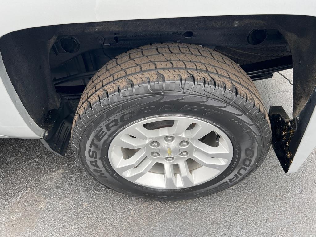 Chevrolet Silverado 1500 4WD Crew Cab 143.5" LT w/1LT 2017