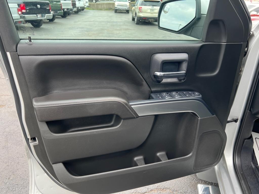 Chevrolet Silverado 1500 4WD Crew Cab 143.5" LT w/1LT 2017