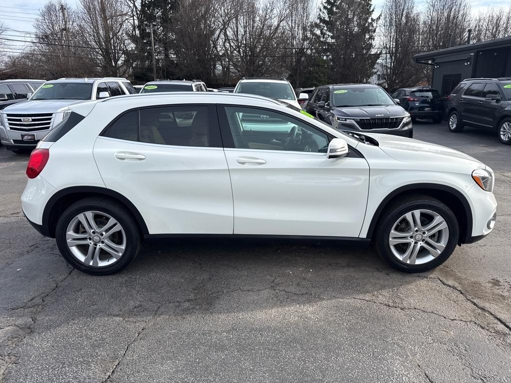 Mercedes-Benz GLA GLA 250 4MATIC SUV 2018