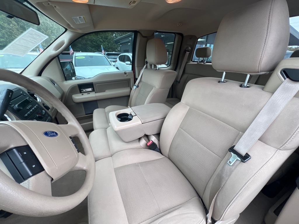 Ford F-150 Supercab 145" Lariat 4WD 2005 Ford F-150 Supercab 145" Lariat 4WD 2005