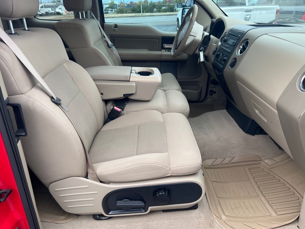 Ford F-150 Supercab 145" Lariat 4WD 2005 Ford F-150 Supercab 145" Lariat 4WD 2005