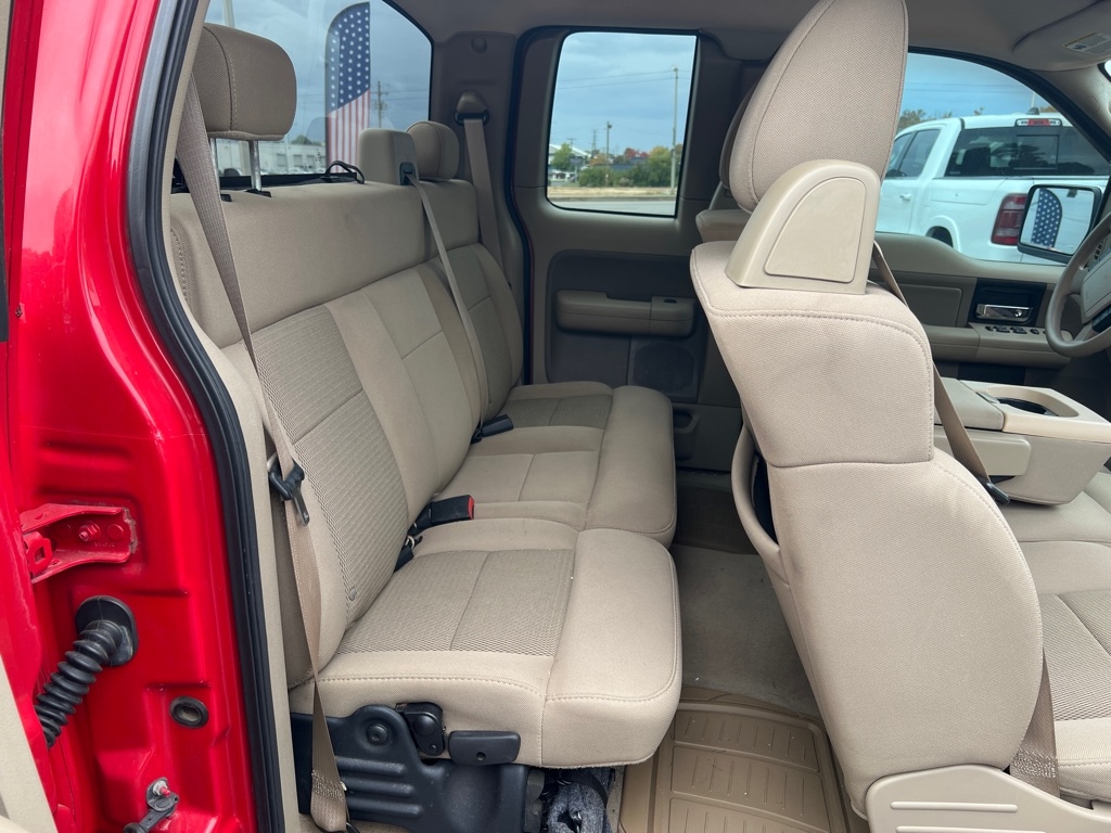 Ford F-150 Supercab 145" Lariat 4WD 2005 Ford F-150 Supercab 145" Lariat 4WD 2005