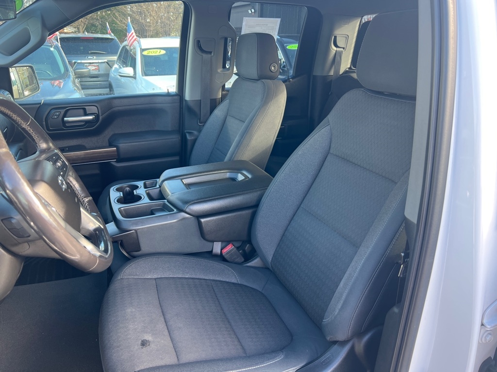 Chevrolet Silverado 1500 4WD Double Cab 147" RST 2020