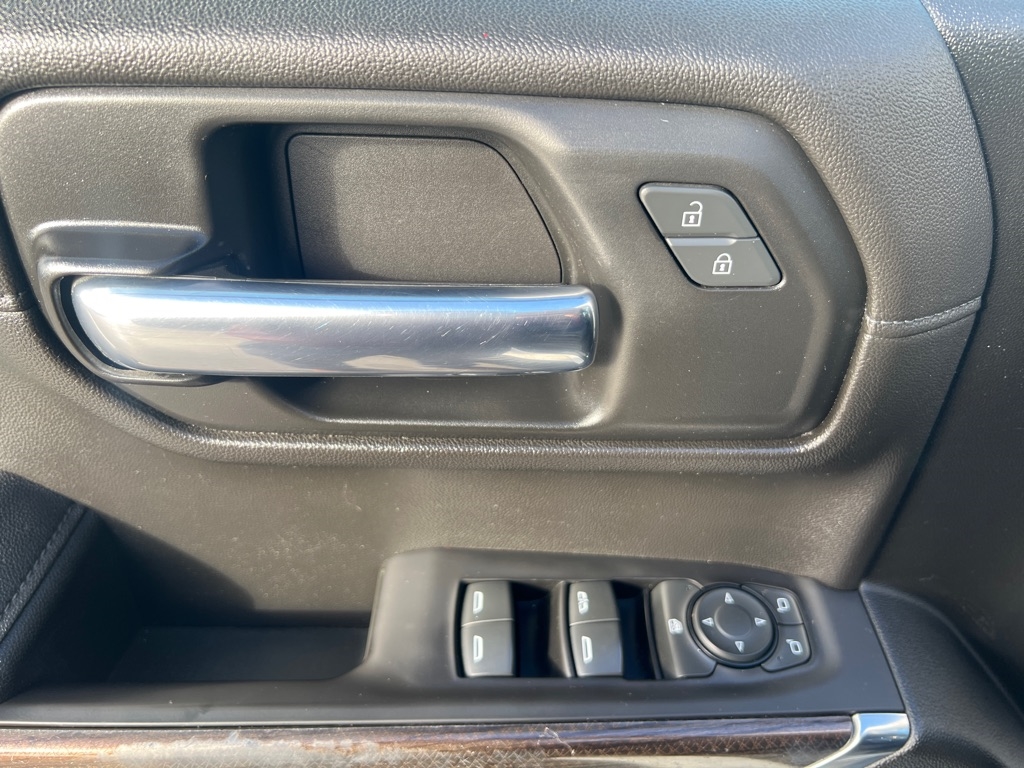 Chevrolet Silverado 1500 4WD Double Cab 147" RST 2020