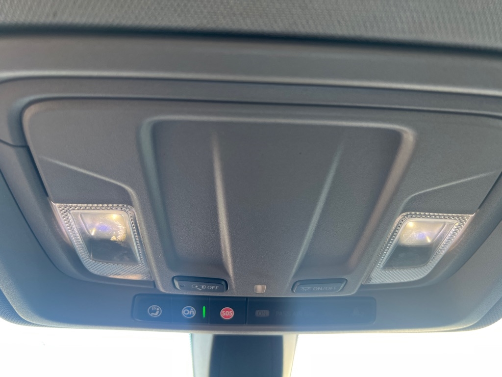 Chevrolet Silverado 1500 4WD Double Cab 147" RST 2020