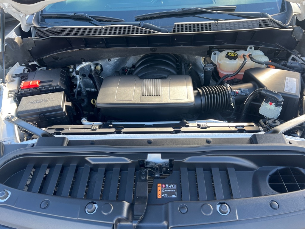 Chevrolet Silverado 1500 4WD Double Cab 147" RST 2020