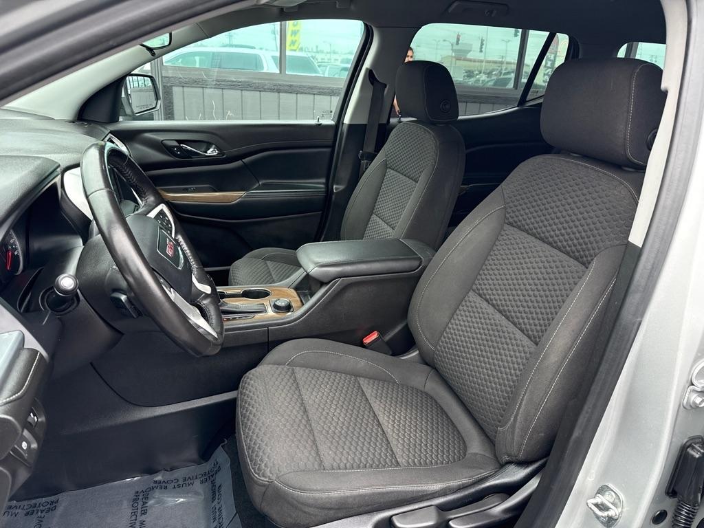 GMC Acadia AWD 4dr SLE w/SLE-1 2019