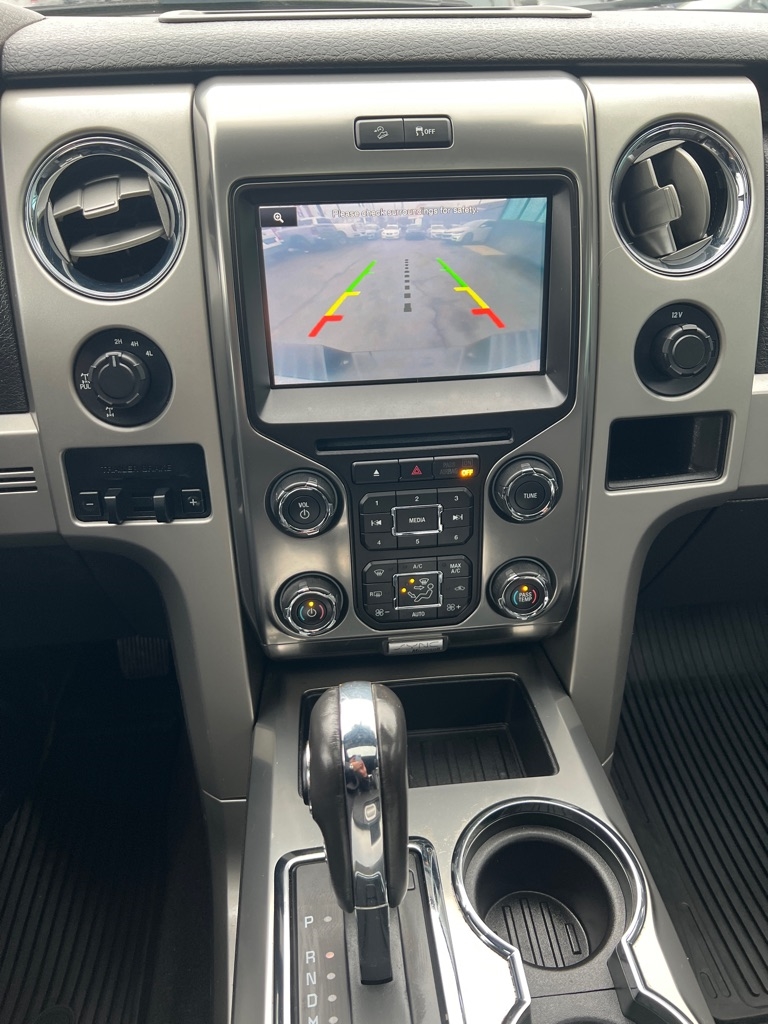 Ford F-150 4WD SuperCrew 145" Platinum 2014