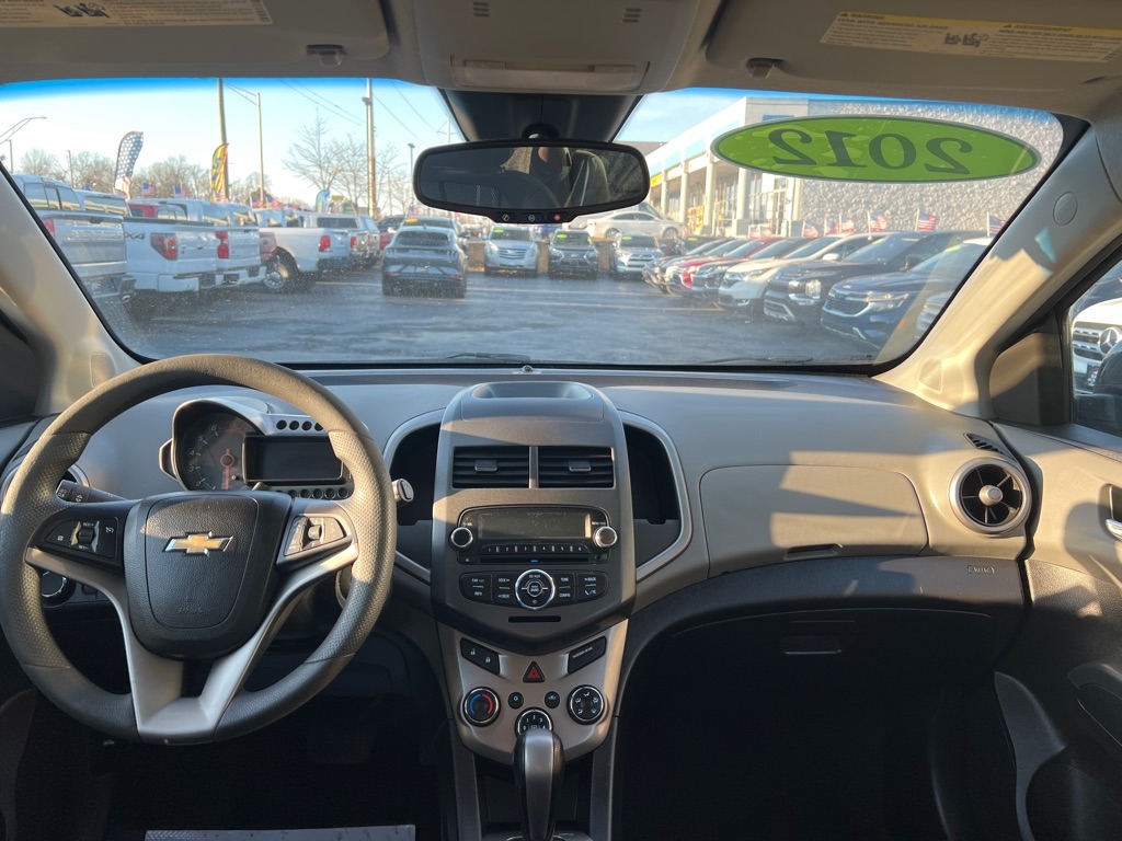 Chevrolet Sonic 5dr HB LT 2LT 2012