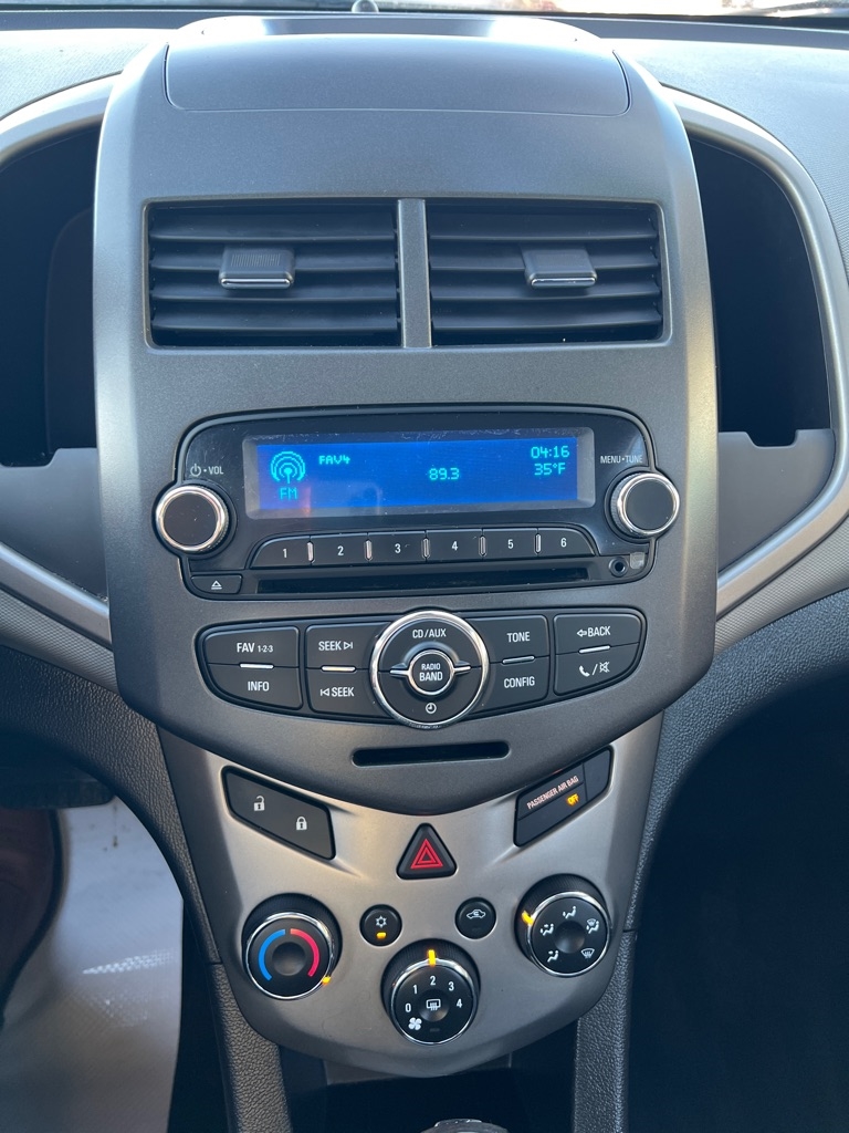 Chevrolet Sonic 5dr HB LT 2LT 2012