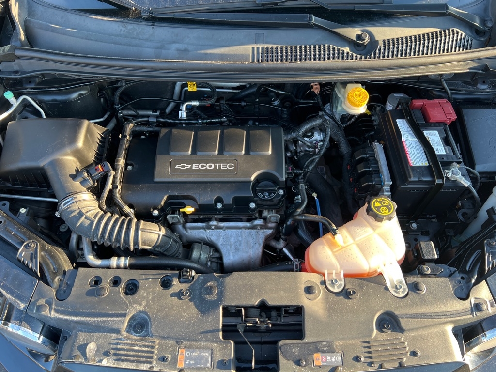 Chevrolet Sonic 5dr HB LT 2LT 2012