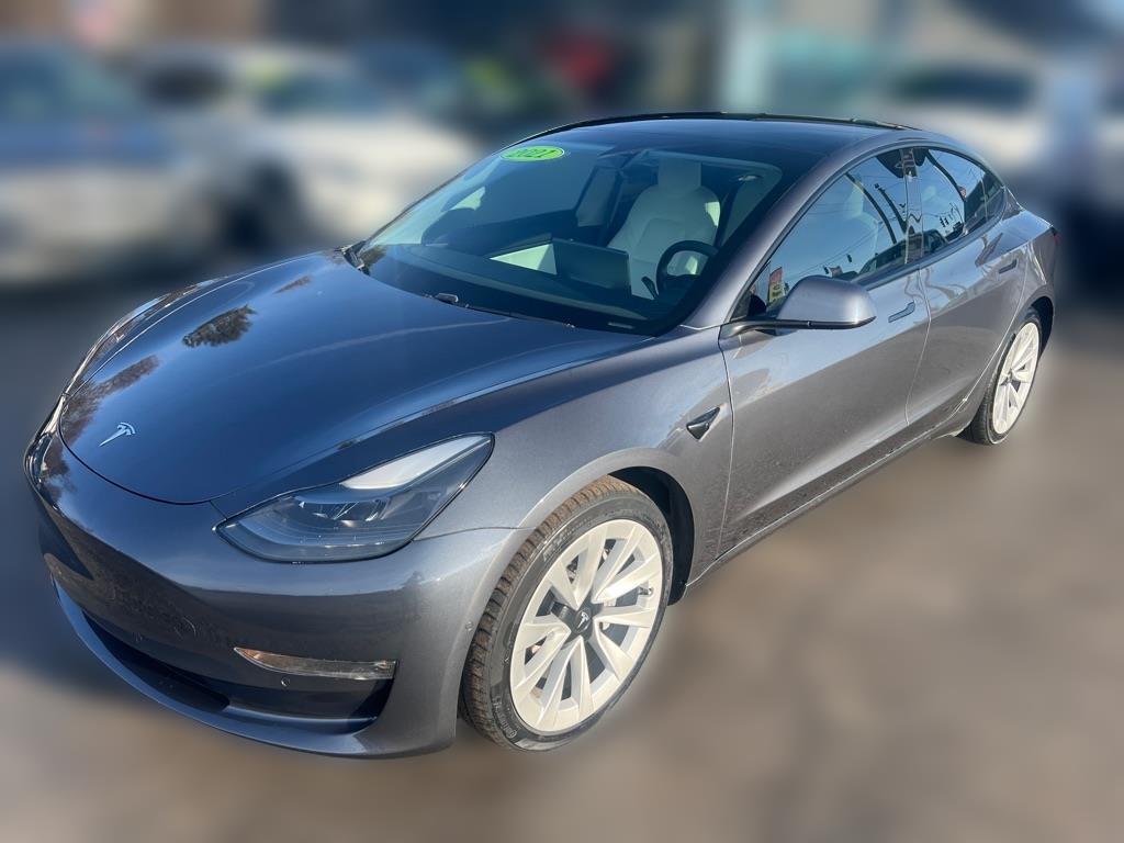 2021 Tesla Model 3 Base's photo