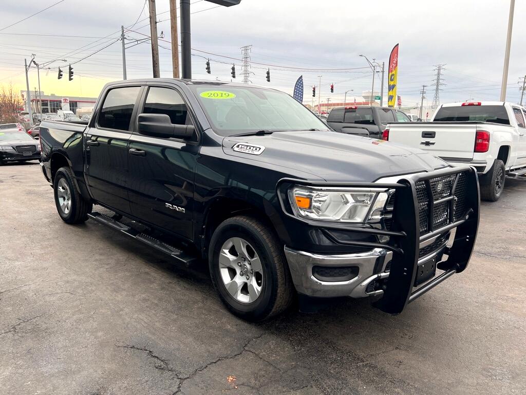 RAM 1500 Tradesman 4x4 Crew Cab 5'7" Box 2019