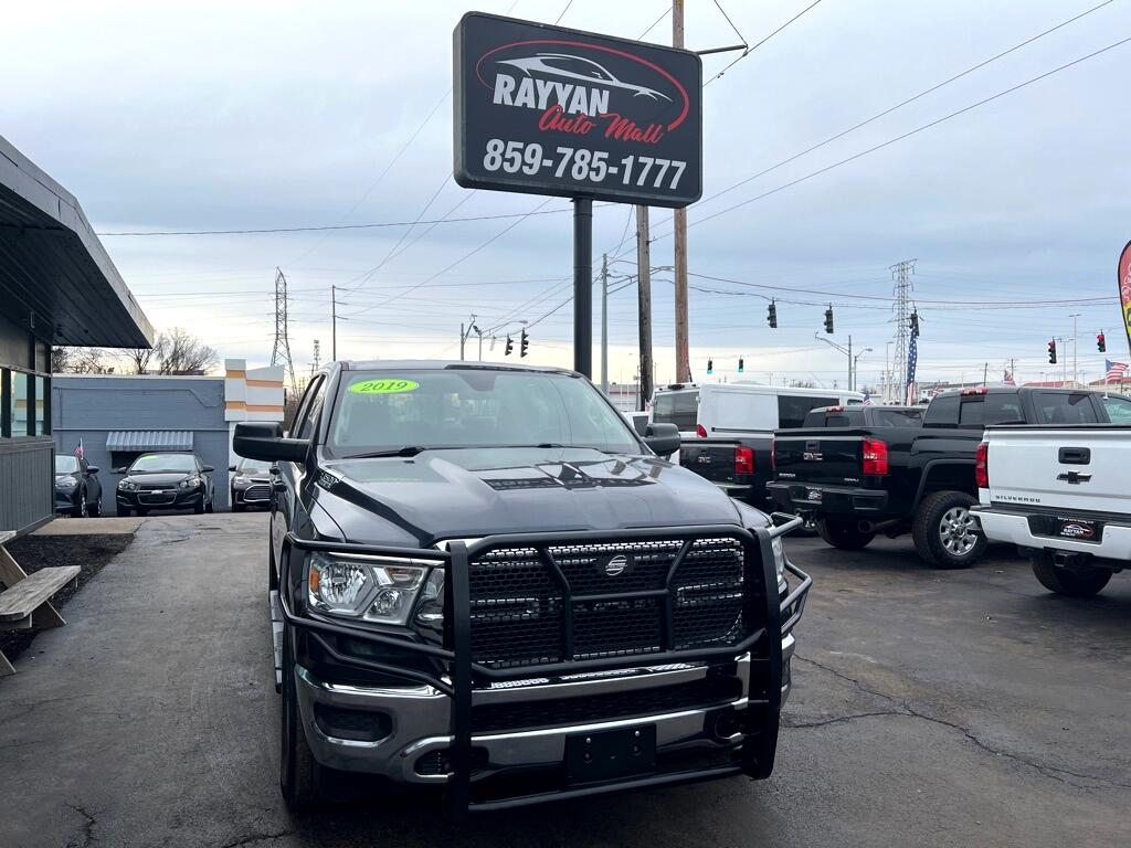 RAM 1500 Tradesman 4x4 Crew Cab 5'7" Box 2019