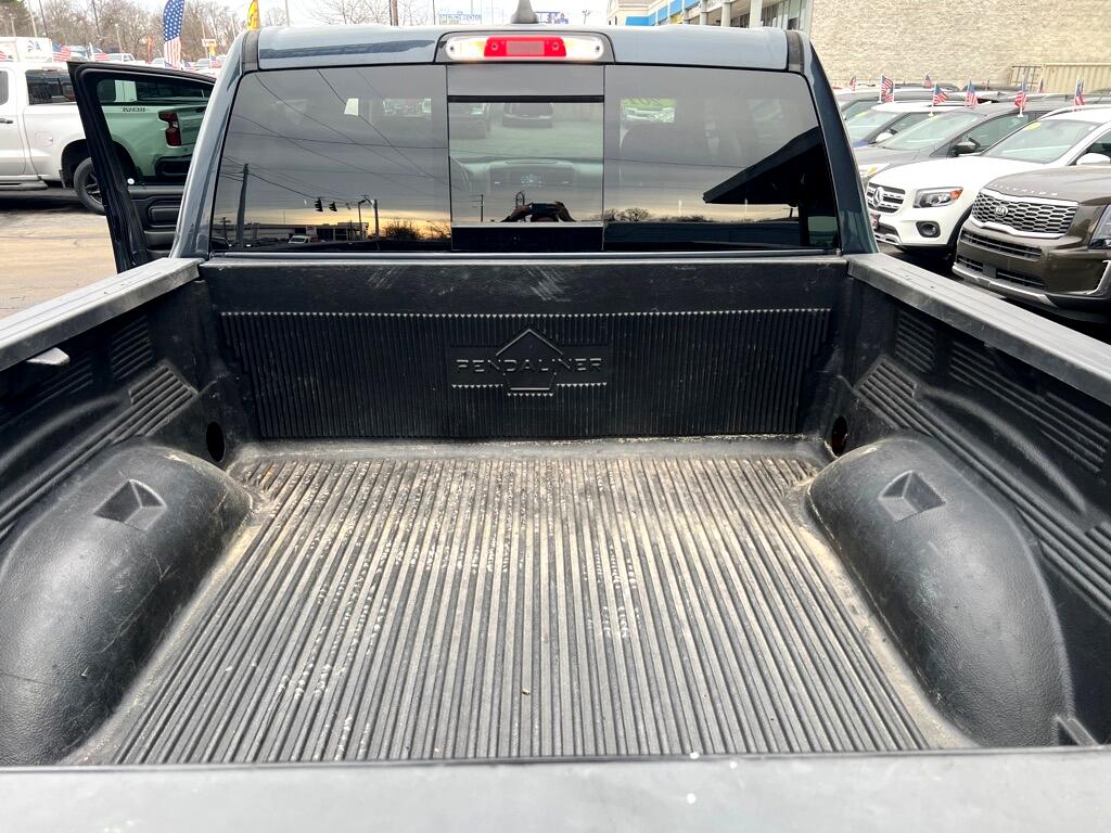 RAM 1500 Tradesman 4x4 Crew Cab 5'7" Box 2019