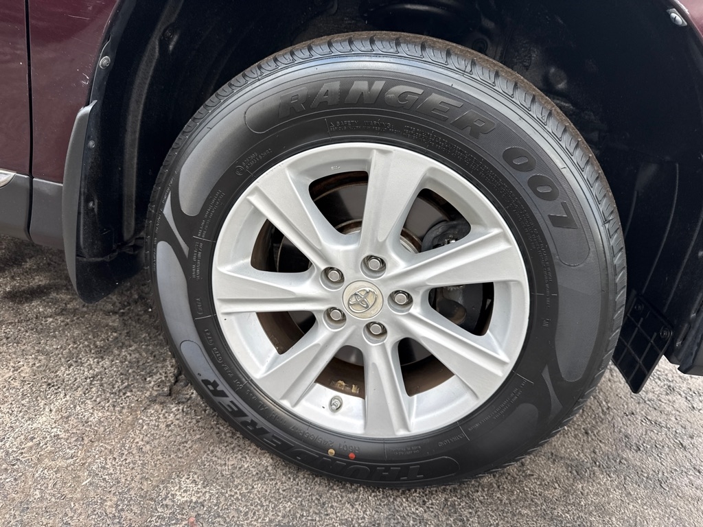 Toyota Highlander 4WD 4dr V6 Base (Natl) 2011