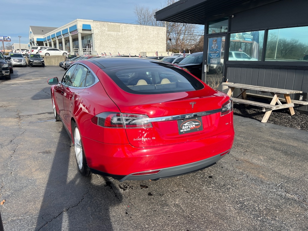 Tesla Model S 4dr Sdn 2013