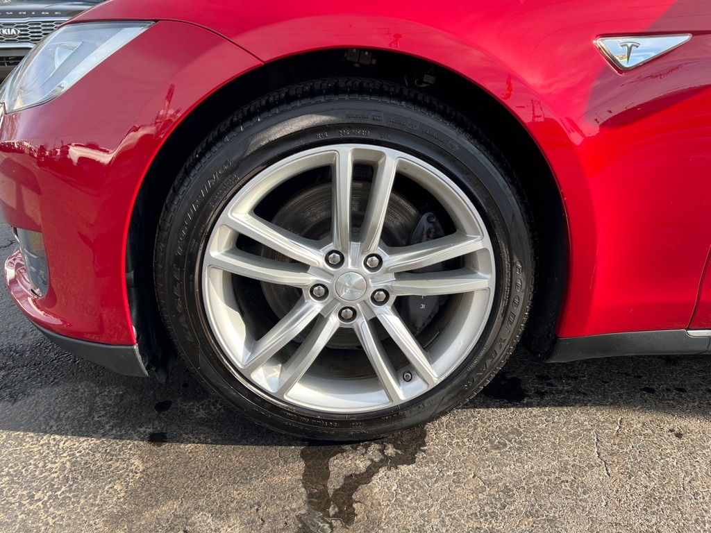 Tesla Model S 4dr Sdn 2013