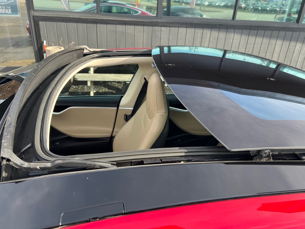 Tesla Model S 4dr Sdn 2013