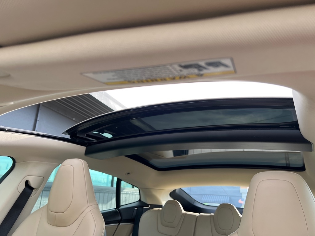 Tesla Model S 4dr Sdn 2013