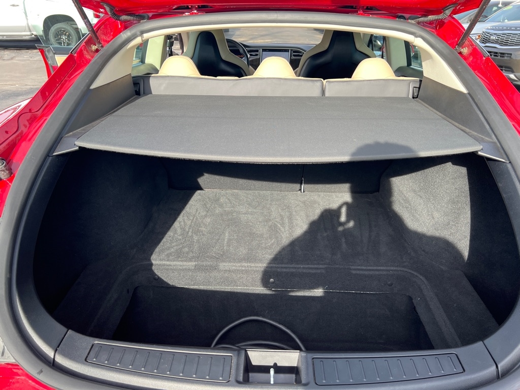 Tesla Model S 4dr Sdn 2013