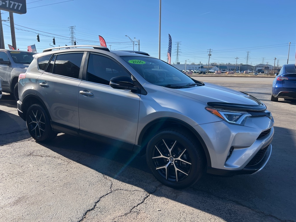 Toyota RAV4 AWD 4dr SE (Natl) 2016