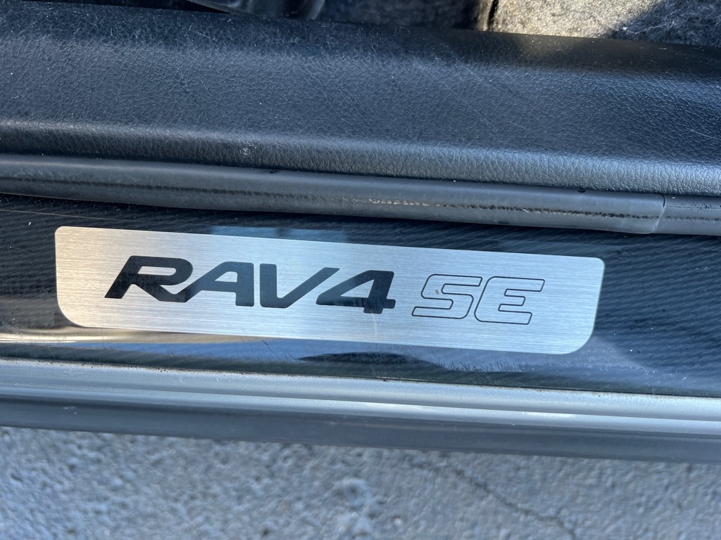 Toyota RAV4 AWD 4dr SE (Natl) 2016