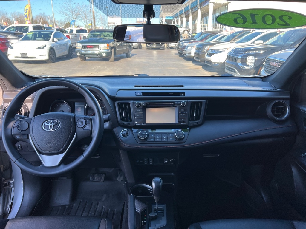 Toyota RAV4 AWD 4dr SE (Natl) 2016