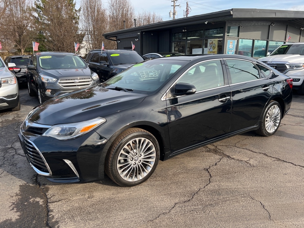 Toyota Avalon XLE Premium (Natl) 2018